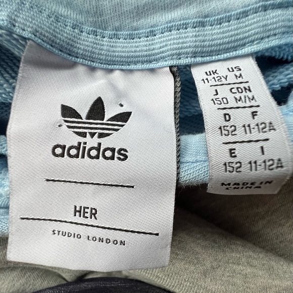 Kids Adidas hoodie size 11-12 - Picture 4 of 6